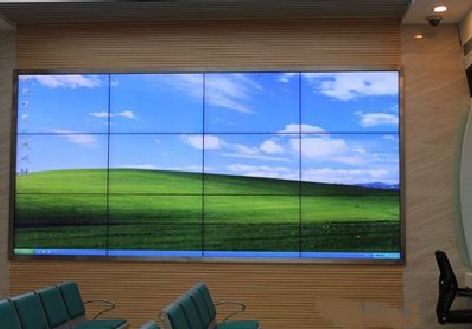 通城液晶拼接屏的另类用法。