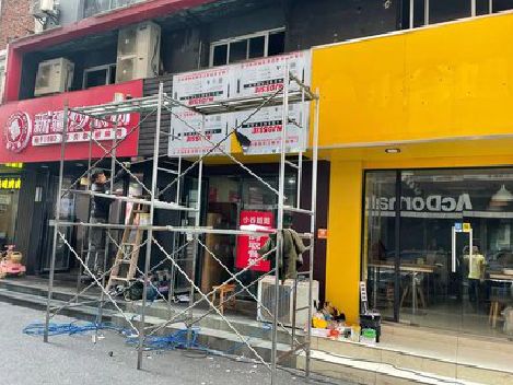 通城制作广告招牌如何避免它发黄？